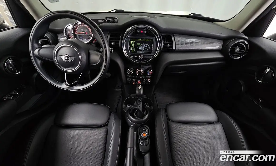Mini Cooper 2018 1.5 автомат (гидро), фото 7 Mini Cooper 2018 1.5 автомат (гидро), фото 7