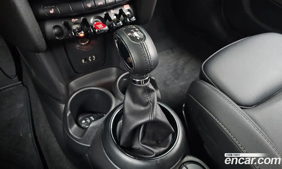 Mini Cooper 2018 1.5 автомат (гидро), фото 9 Mini Cooper 2018 1.5 автомат (гидро), фото 9