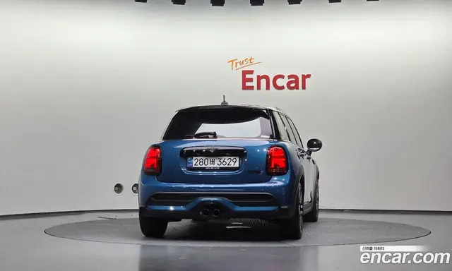 Mini Cooper 2024 2.0 автомат (гидро), миниатюра 4