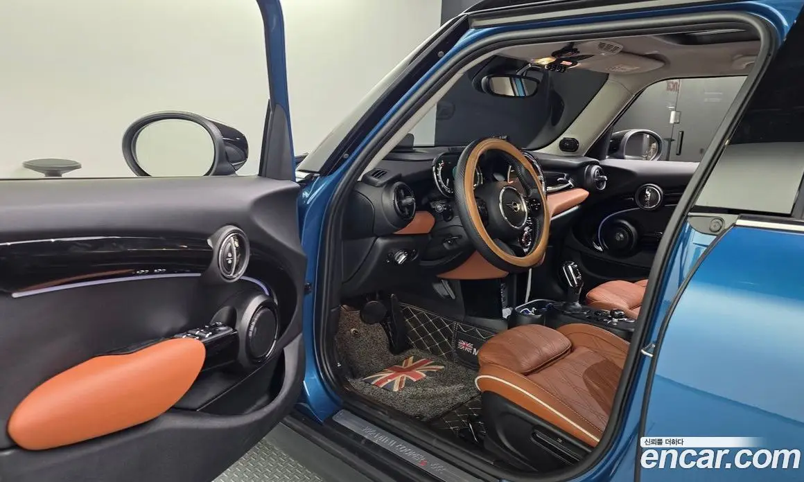 Mini Cooper 2024 2.0 автомат (гидро), фото 10