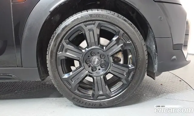 Mini Countryman 2023 2.0 автомат (гидро), миниатюра 6
