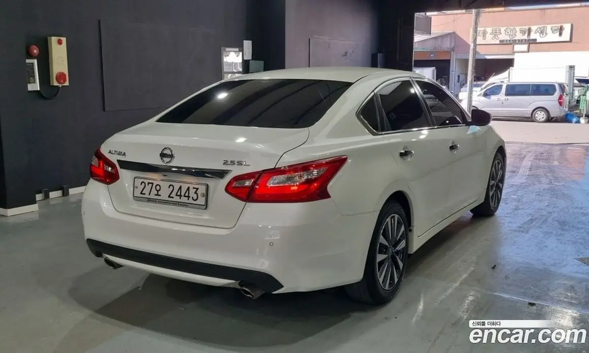 Nissan Altima 2016 2.5 автомат (гидро), фото 2 Nissan Altima 2016 2.5 автомат (гидро), фото 2