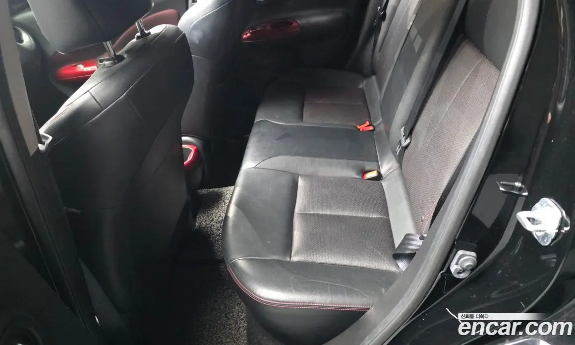Nissan Juke 2015 1.6 автомат (гидро), фото 11 Nissan Juke 2015 1.6 автомат (гидро), фото 11