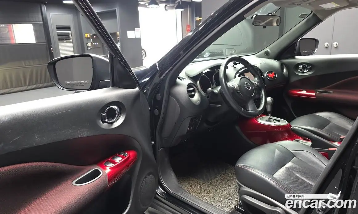 Nissan Juke 2015 1.6 автомат (гидро), фото 10 Nissan Juke 2015 1.6 автомат (гидро), фото 10