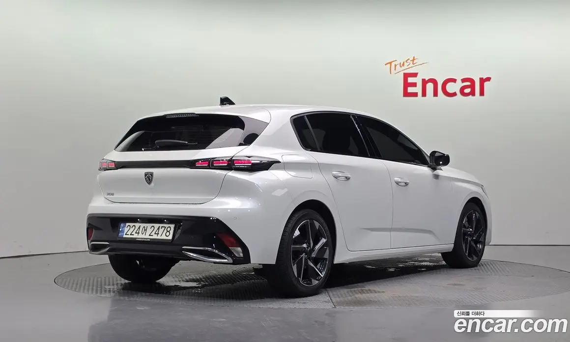 Peugeot 308 2023 1.5 автомат (гидро), фото 2 Peugeot 308 2023 1.5 автомат (гидро), фото 2