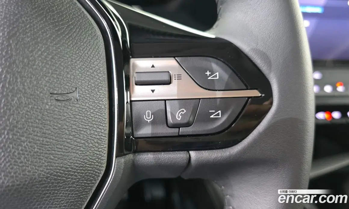 Peugeot 308 2023 1.5 автомат (гидро), фото 27 Peugeot 308 2023 1.5 автомат (гидро), фото 27