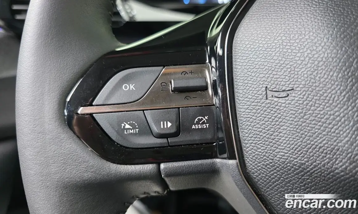 Peugeot 308 2023 1.5 автомат (гидро), фото 28 Peugeot 308 2023 1.5 автомат (гидро), фото 28