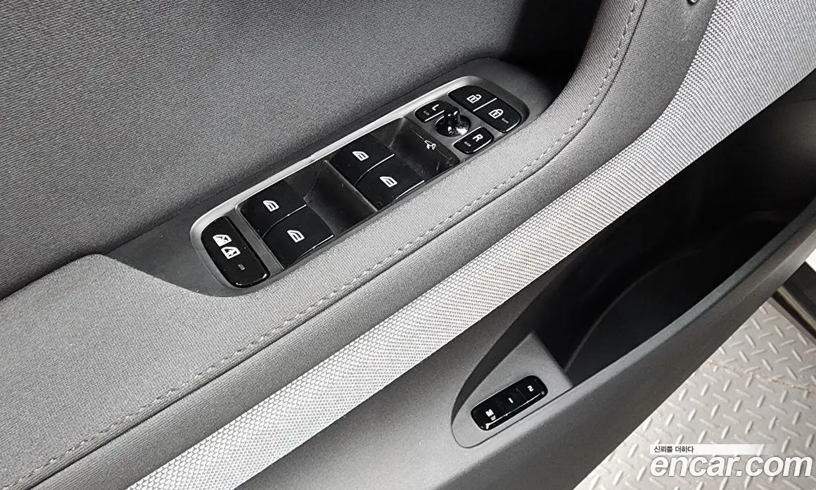 Polestar Polestar 2 2022 0.2 автомат (гидро), фото 35 Polestar Polestar 2 2022 0.2 автомат (гидро), фото 35