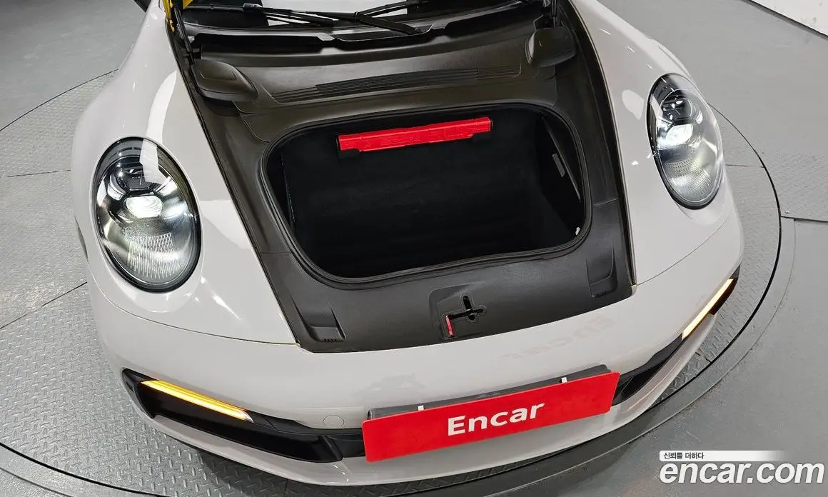 Porsche 911 2020 3.0 автомат (гидро), фото 6 Porsche 911 2020 3.0 автомат (гидро), фото 6