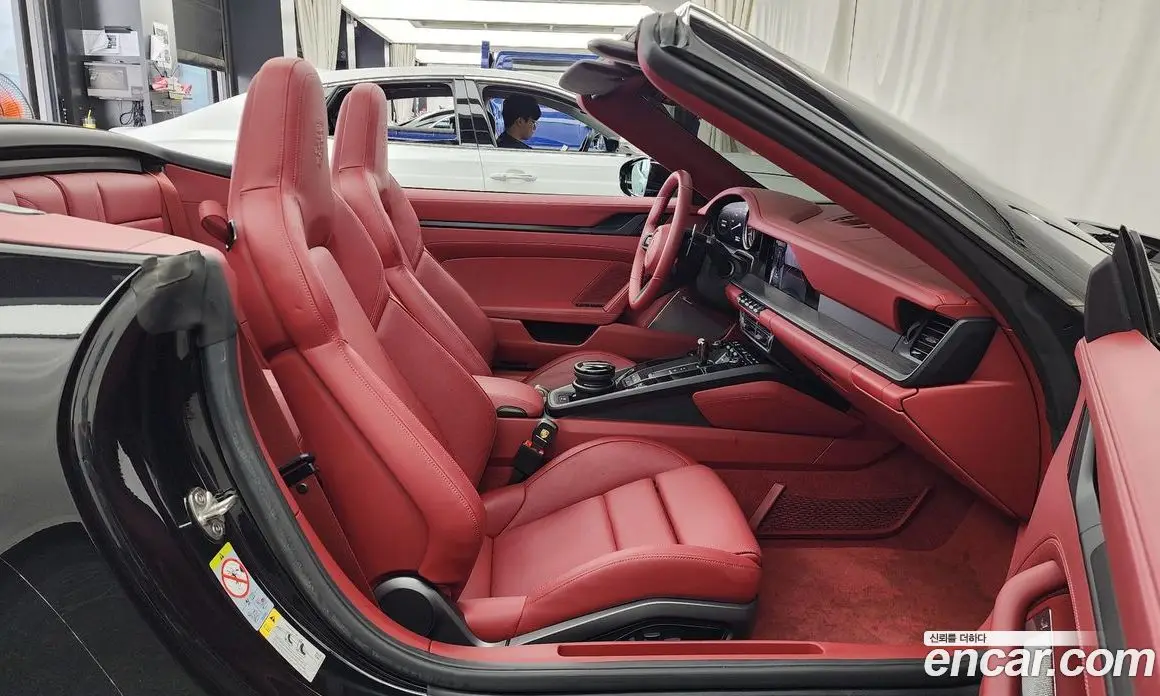 Porsche 911 2023 3.0 автомат (гидро), фото 17 Porsche 911 2023 3.0 автомат (гидро), фото 17
