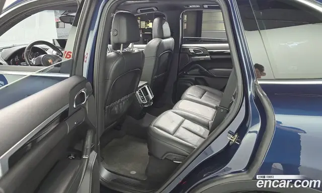 Porsche Cayenne 2011 3.0 автомат (гидро), миниатюра 11 Porsche Cayenne 2011 3.0 автомат (гидро), миниатюра 11
