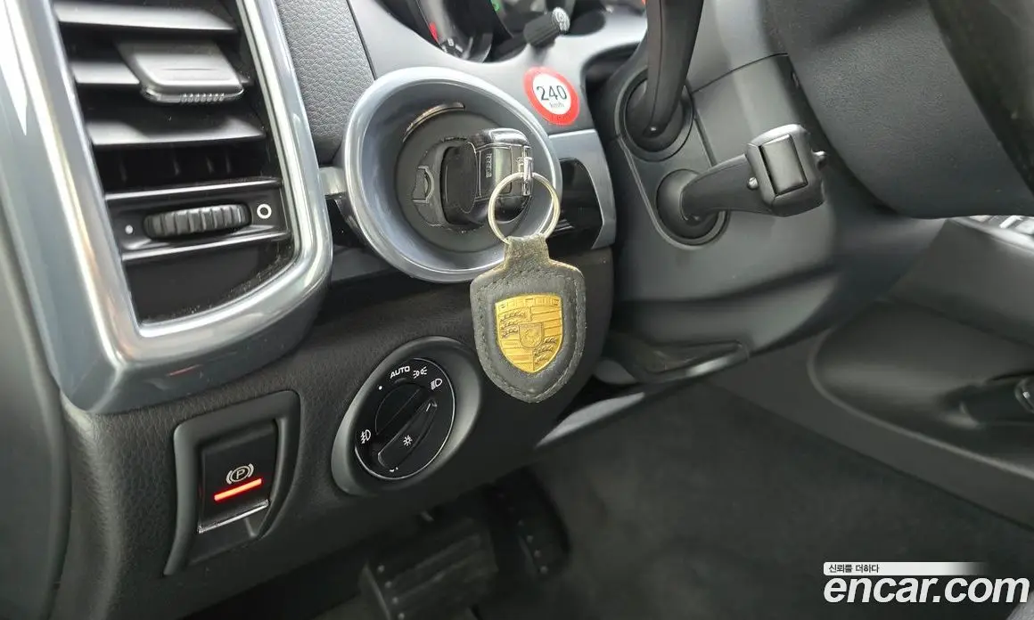Porsche Cayenne 2011 3.0 автомат (гидро), фото 15 Porsche Cayenne 2011 3.0 автомат (гидро), фото 15