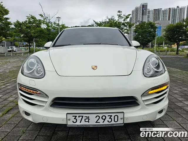Porsche Cayenne 2011 3.0 автомат (гидро), миниатюра 1 Porsche Cayenne 2011 3.0 автомат (гидро), миниатюра 1