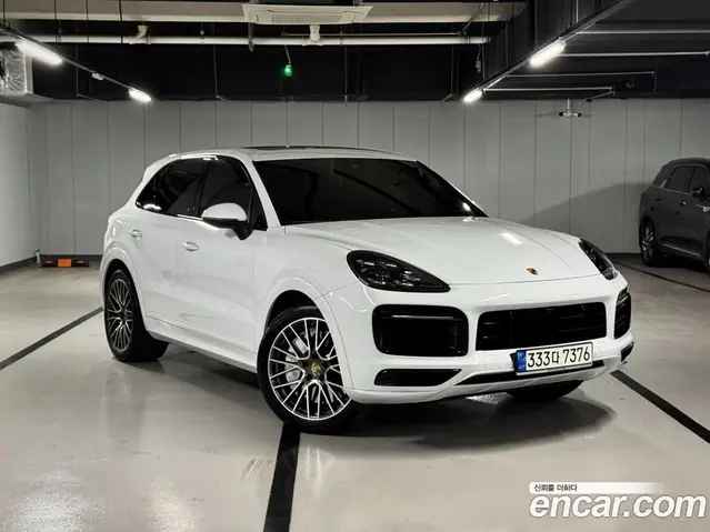 Porsche Cayenne, 2021, 75 700 км