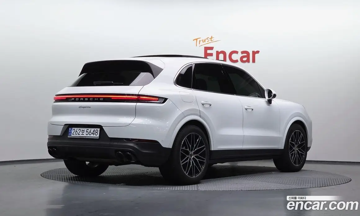 Porsche Cayenne 2023 3.0 автомат (гидро), фото 2 Porsche Cayenne 2023 3.0 автомат (гидро), фото 2