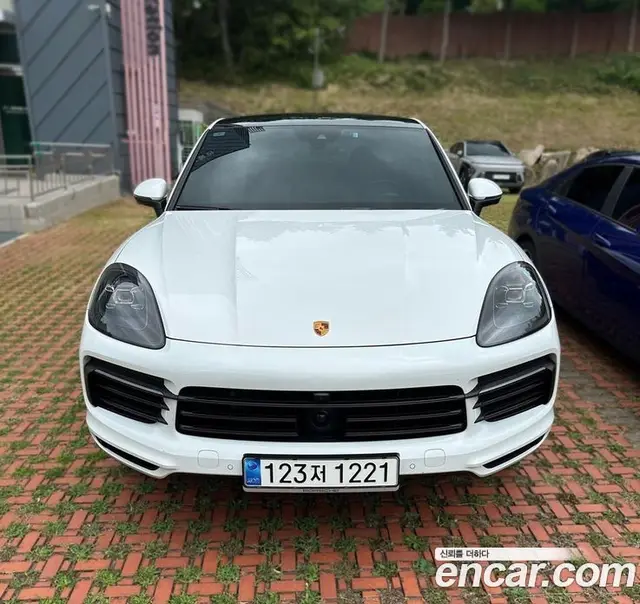 Porsche Cayenne 2023 3.0 автомат (гидро), миниатюра 1 Porsche Cayenne 2023 3.0 автомат (гидро), миниатюра 1
