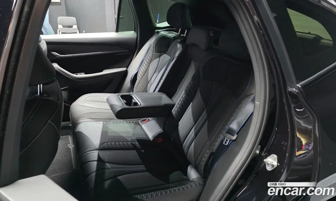 Renault (Samsung) Grand Koleos 2024 1.5 автомат (гидро), фото 18 Renault (Samsung) Grand Koleos 2024 1.5 автомат (гидро), фото 18
