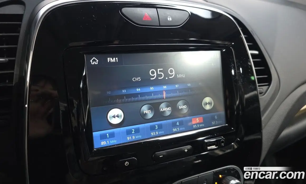 Renault (Samsung) QM3 2017 1.5 автомат (гидро), фото 20 Renault (Samsung) QM3 2017 1.5 автомат (гидро), фото 20