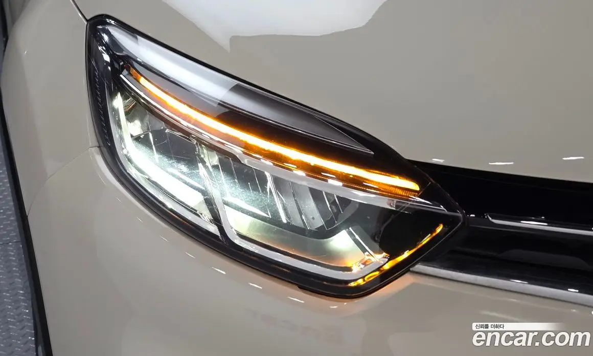 Renault (Samsung) QM3 2017 1.5 автомат (гидро), фото 8 Renault (Samsung) QM3 2017 1.5 автомат (гидро), фото 8