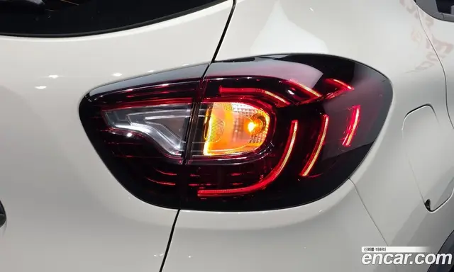 Renault (Samsung) QM3 2017 1.5 автомат (гидро), миниатюра 9 Renault (Samsung) QM3 2017 1.5 автомат (гидро), миниатюра 9
