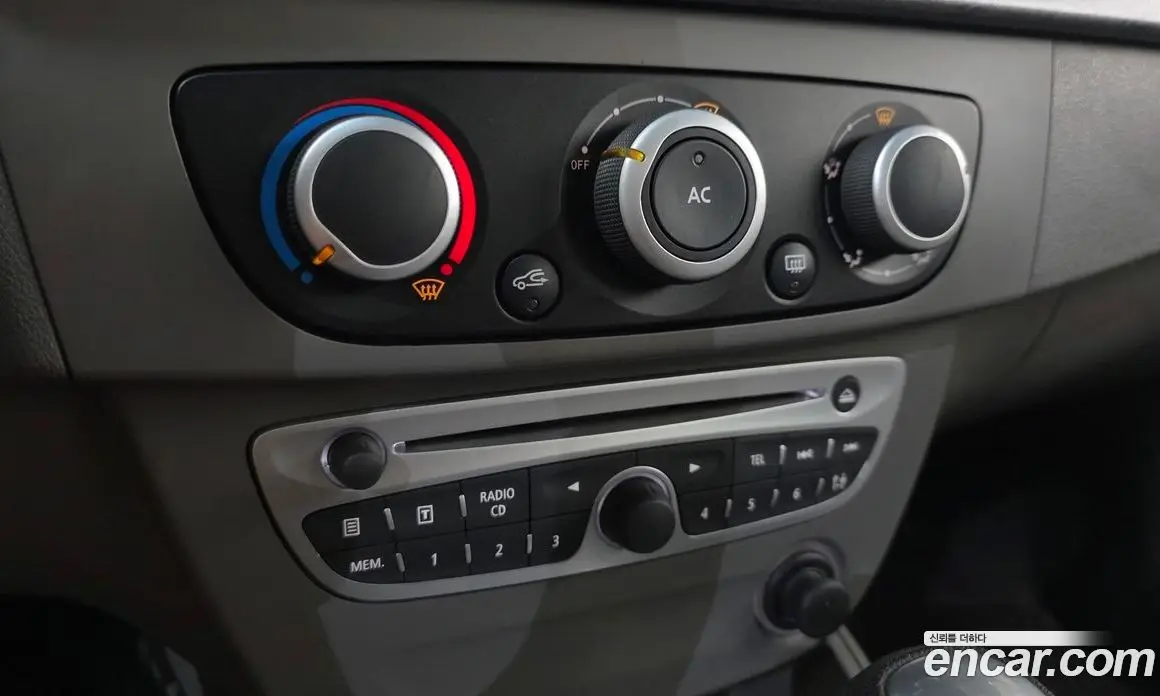 Renault (Samsung) SM3 2012 1.6 автомат (гидро), фото 18 Renault (Samsung) SM3 2012 1.6 автомат (гидро), фото 18