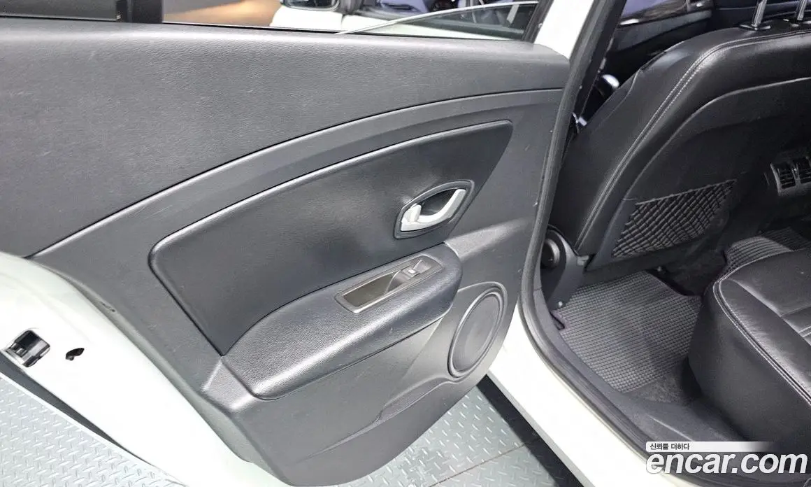 Renault (Samsung) SM3 2014 1.6 автомат (гидро), фото 15 Renault (Samsung) SM3 2014 1.6 автомат (гидро), фото 15