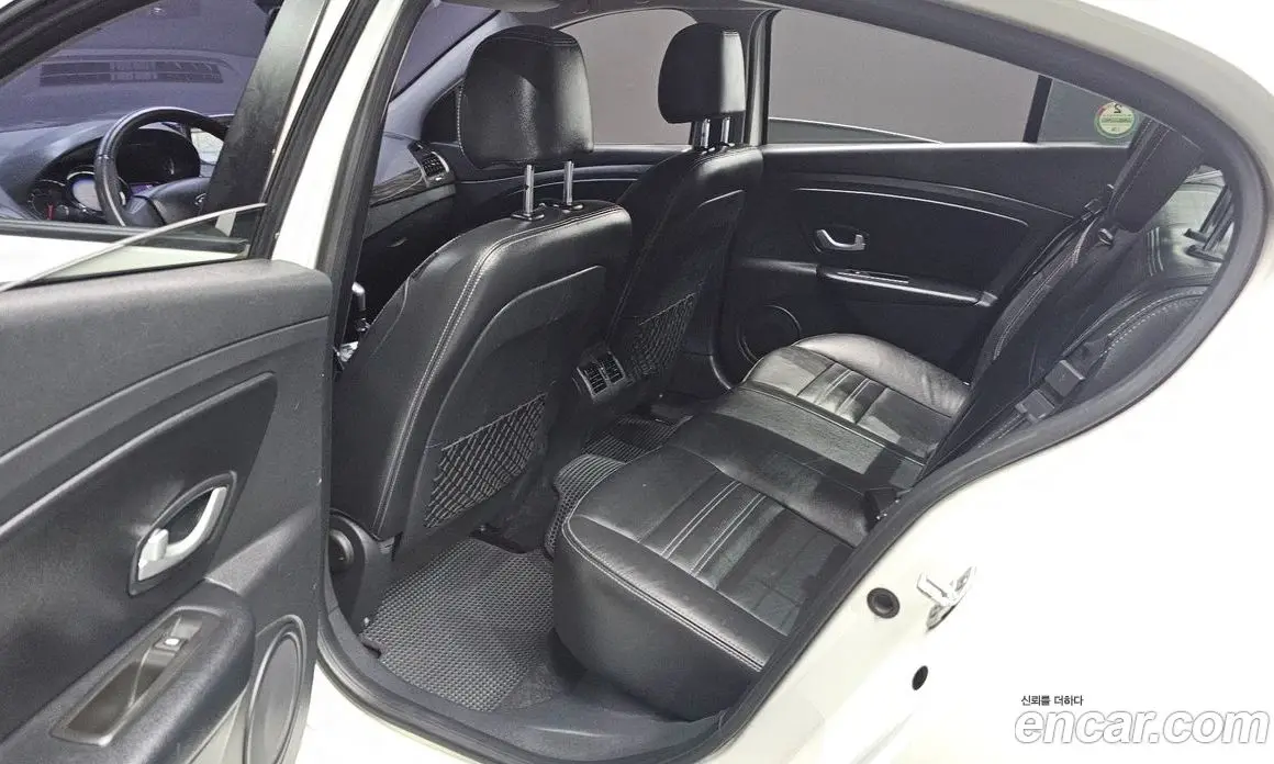 Renault (Samsung) SM3 2014 1.6 автомат (гидро), фото 17 Renault (Samsung) SM3 2014 1.6 автомат (гидро), фото 17