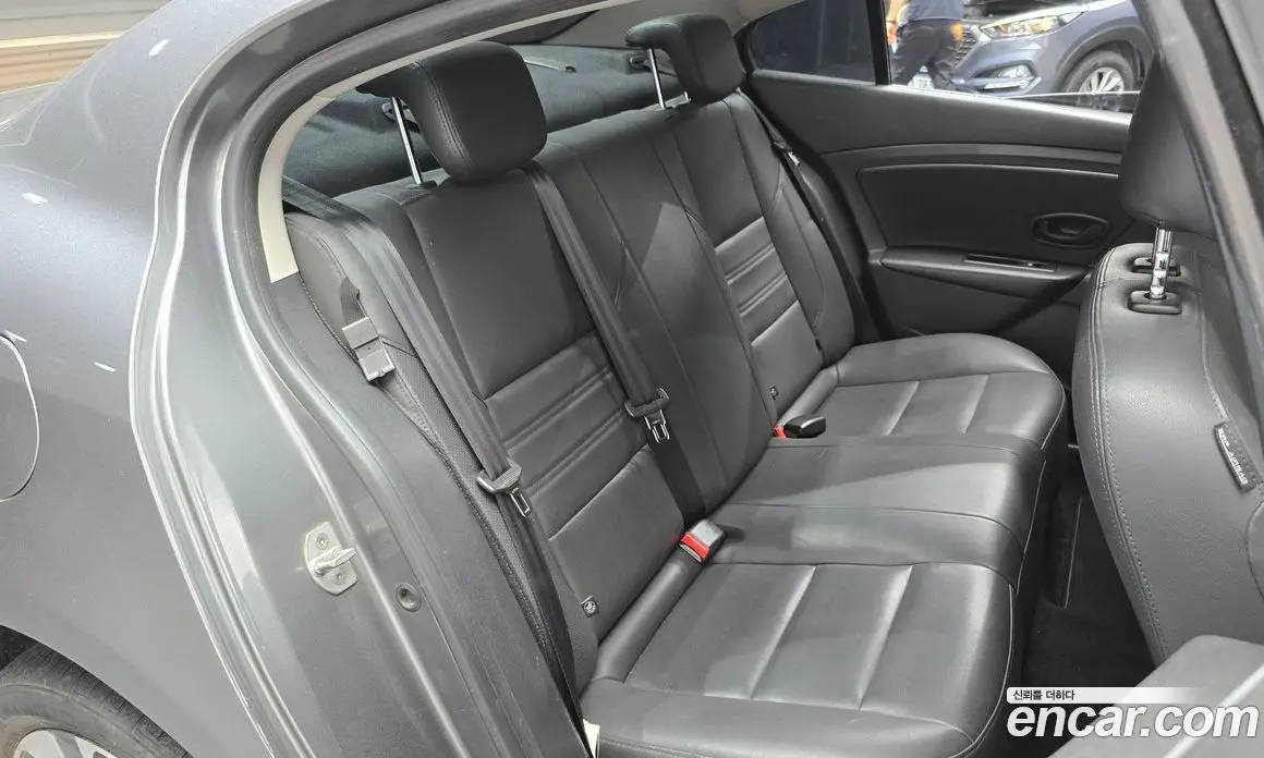 Renault (Samsung) SM3 2017 1.6 автомат (гидро), фото 12 Renault (Samsung) SM3 2017 1.6 автомат (гидро), фото 12