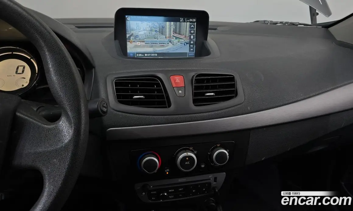 Renault (Samsung) SM3 2017 1.6 автомат (гидро), фото 14 Renault (Samsung) SM3 2017 1.6 автомат (гидро), фото 14