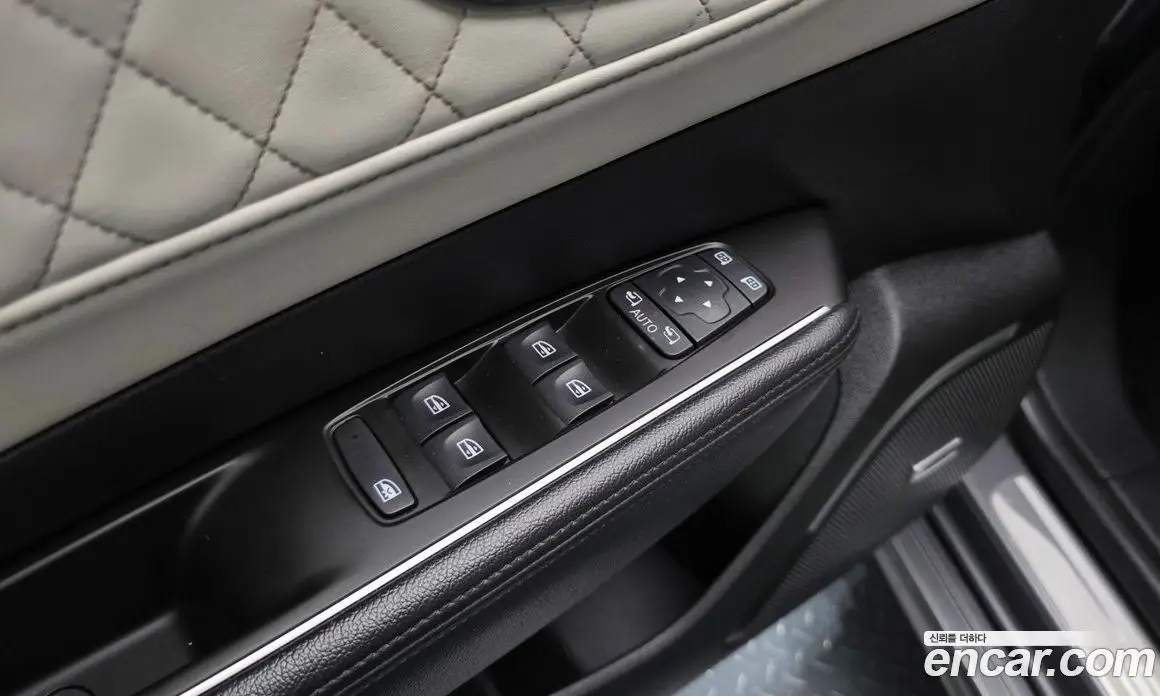 Renault (Samsung) SM6 2016 2.0 автомат (гидро), фото 30 Renault (Samsung) SM6 2016 2.0 автомат (гидро), фото 30