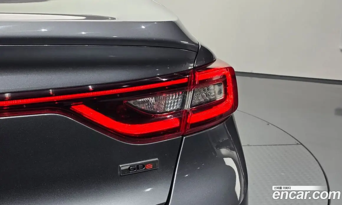 Renault (Samsung) SM6 2016 2.0 автомат (гидро), фото 9 Renault (Samsung) SM6 2016 2.0 автомат (гидро), фото 9