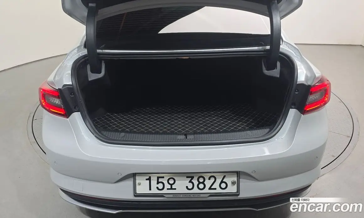 Renault (Samsung) SM6 2017 2.0 автомат (гидро), фото 20 Renault (Samsung) SM6 2017 2.0 автомат (гидро), фото 20