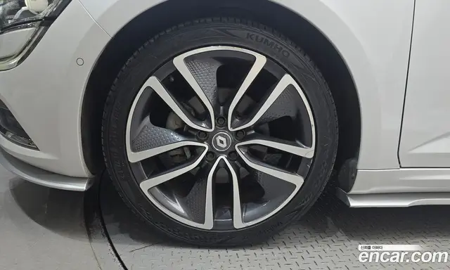 Renault (Samsung) SM6 2017 2.0 автомат (гидро), миниатюра 5 Renault (Samsung) SM6 2017 2.0 автомат (гидро), миниатюра 5