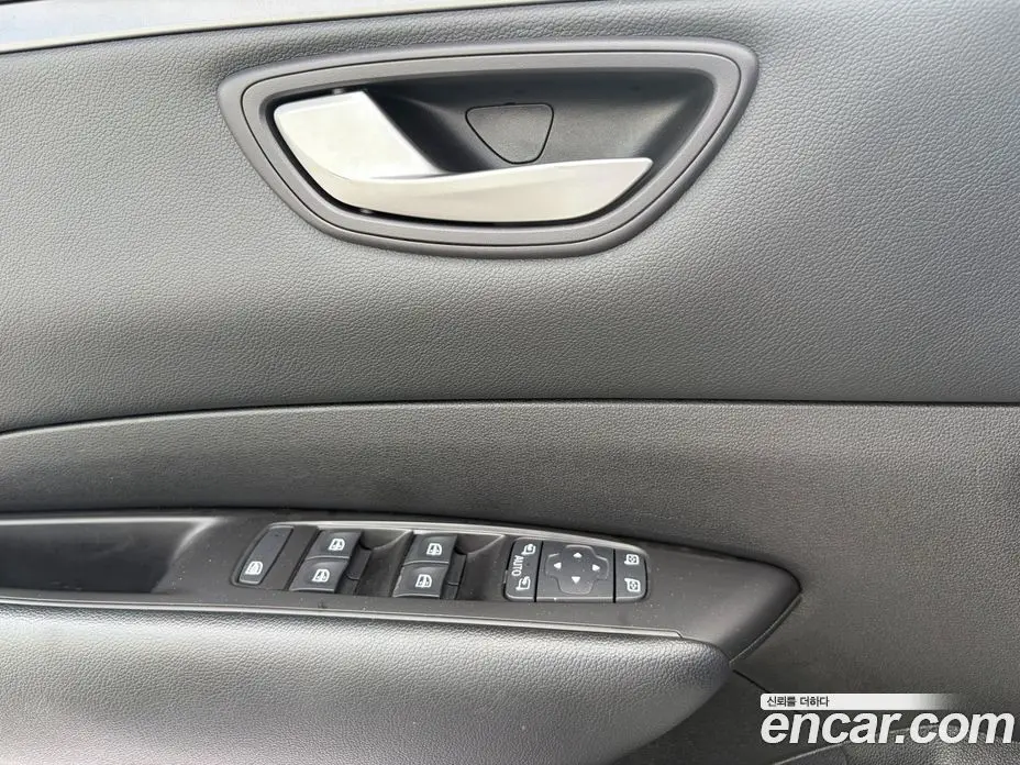 Renault (Samsung) SM6 2017 2.0 автомат (гидро), фото 17 Renault (Samsung) SM6 2017 2.0 автомат (гидро), фото 17