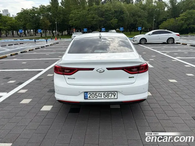 Renault (Samsung) SM6 2017 2.0 автомат (гидро), миниатюра 6 Renault (Samsung) SM6 2017 2.0 автомат (гидро), миниатюра 6
