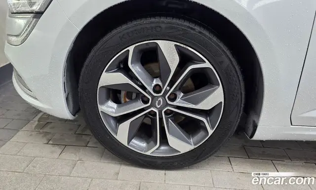 Renault (Samsung) SM6 2018 2.0 автомат (гидро), миниатюра 5 Renault (Samsung) SM6 2018 2.0 автомат (гидро), миниатюра 5
