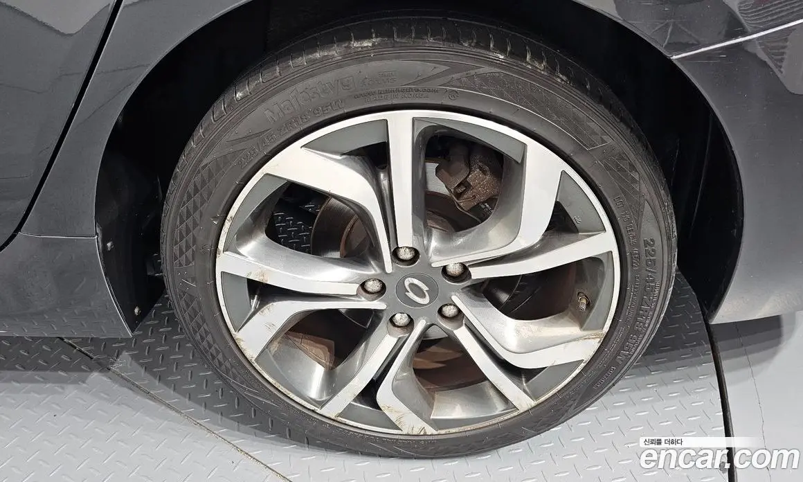 Renault (Samsung) SM7 2013 2.5 автомат (гидро), фото 6 Renault (Samsung) SM7 2013 2.5 автомат (гидро), фото 6