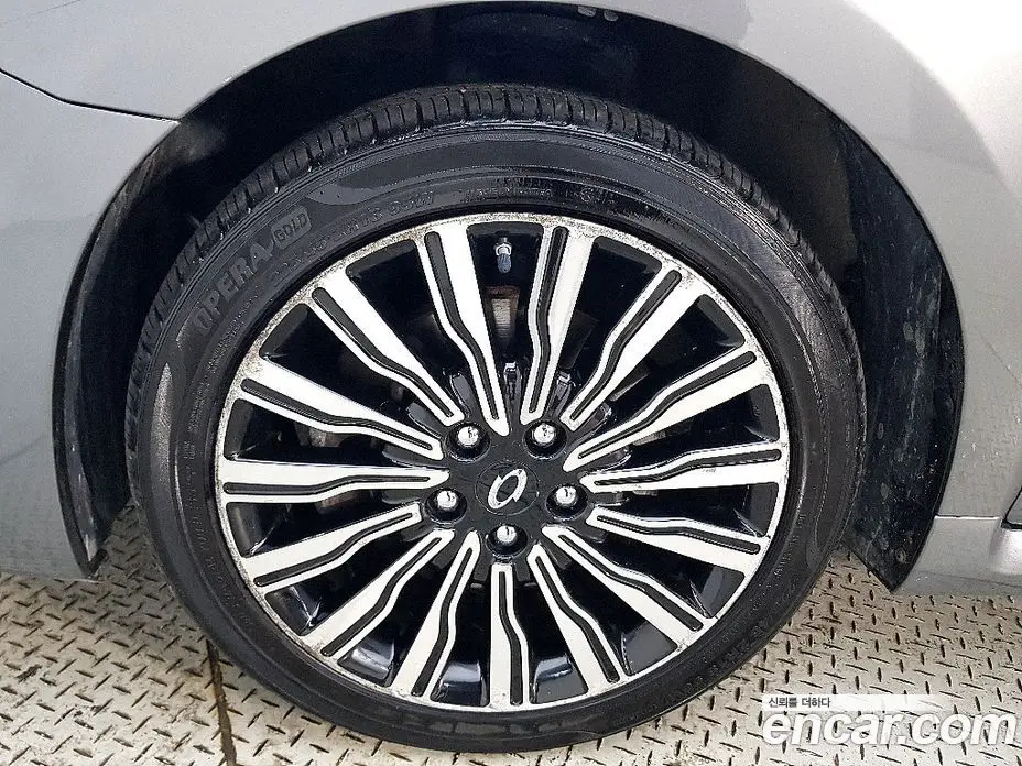 Renault (Samsung) SM7 2014 2.5 автомат (гидро), фото 20 Renault (Samsung) SM7 2014 2.5 автомат (гидро), фото 20
