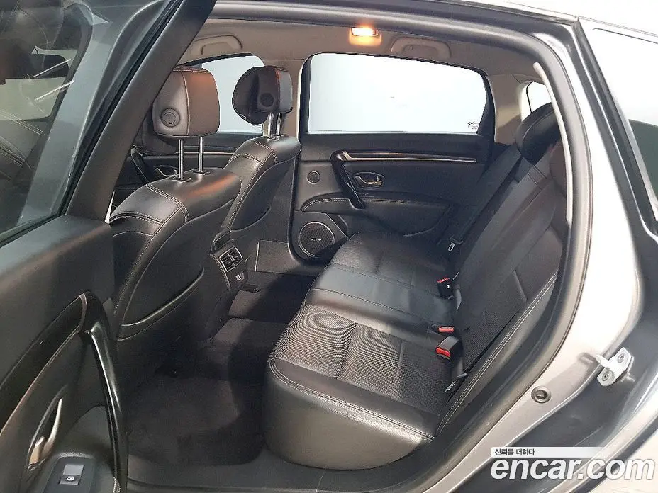 Renault (Samsung) SM7 2014 2.5 автомат (гидро), фото 9 Renault (Samsung) SM7 2014 2.5 автомат (гидро), фото 9