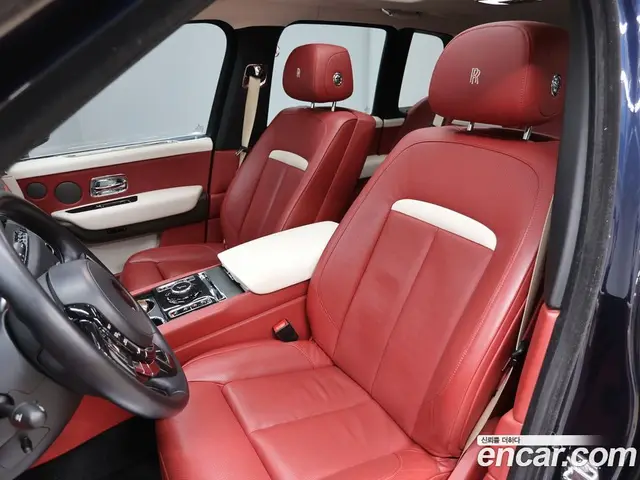 Rolls-Royce Cullinan 2019 6.7 автомат (гидро), миниатюра 8 Rolls-Royce Cullinan 2019 6.7 автомат (гидро), миниатюра 8