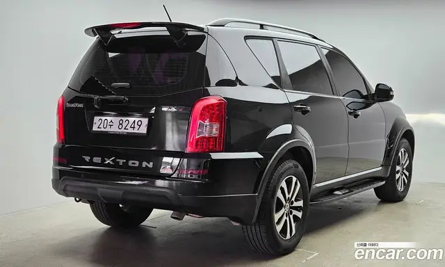 SsangYong Rexton 2014 2.0 автомат (гидро), миниатюра 2