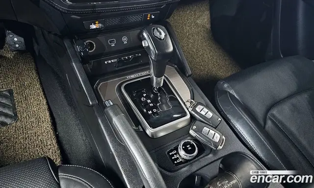 SsangYong Rexton 2018 2.2 автомат (гидро), миниатюра 9 SsangYong Rexton 2018 2.2 автомат (гидро), миниатюра 9
