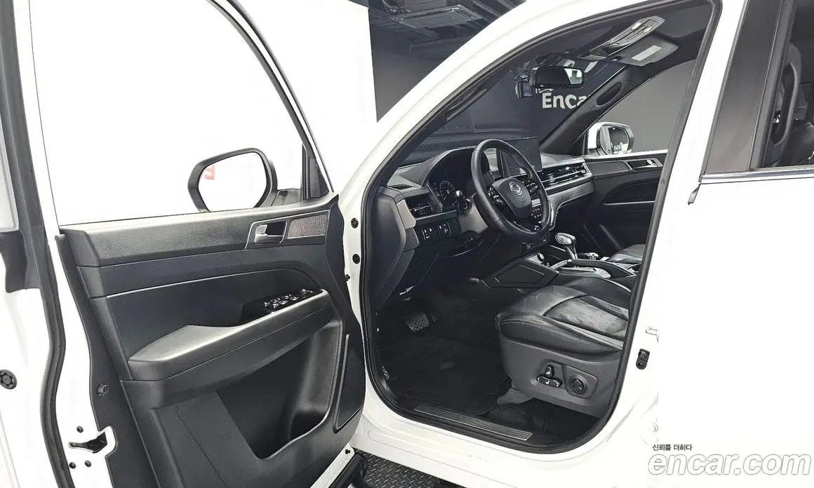 SsangYong Rexton 2024 2.2 автомат (гидро), фото 13