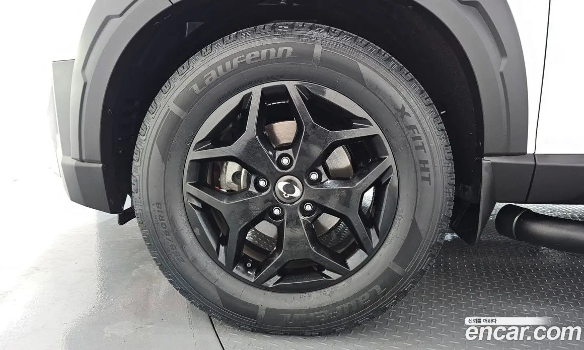 SsangYong Rexton 2024 2.2 автомат (гидро), фото 5