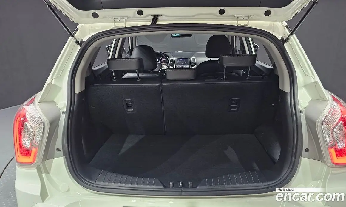 SsangYong TIBOLI 2015 1.6 автомат (гидро), фото 20 SsangYong TIBOLI 2015 1.6 автомат (гидро), фото 20