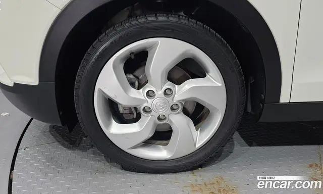 SsangYong TIBOLI 2015 1.6 автомат (гидро), миниатюра 5 SsangYong TIBOLI 2015 1.6 автомат (гидро), миниатюра 5