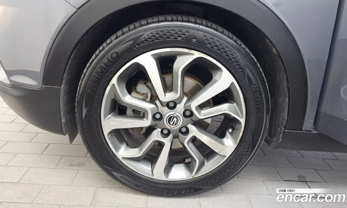 SsangYong TIBOLI 2015 1.6 автомат (гидро), фото 5 SsangYong TIBOLI 2015 1.6 автомат (гидро), фото 5