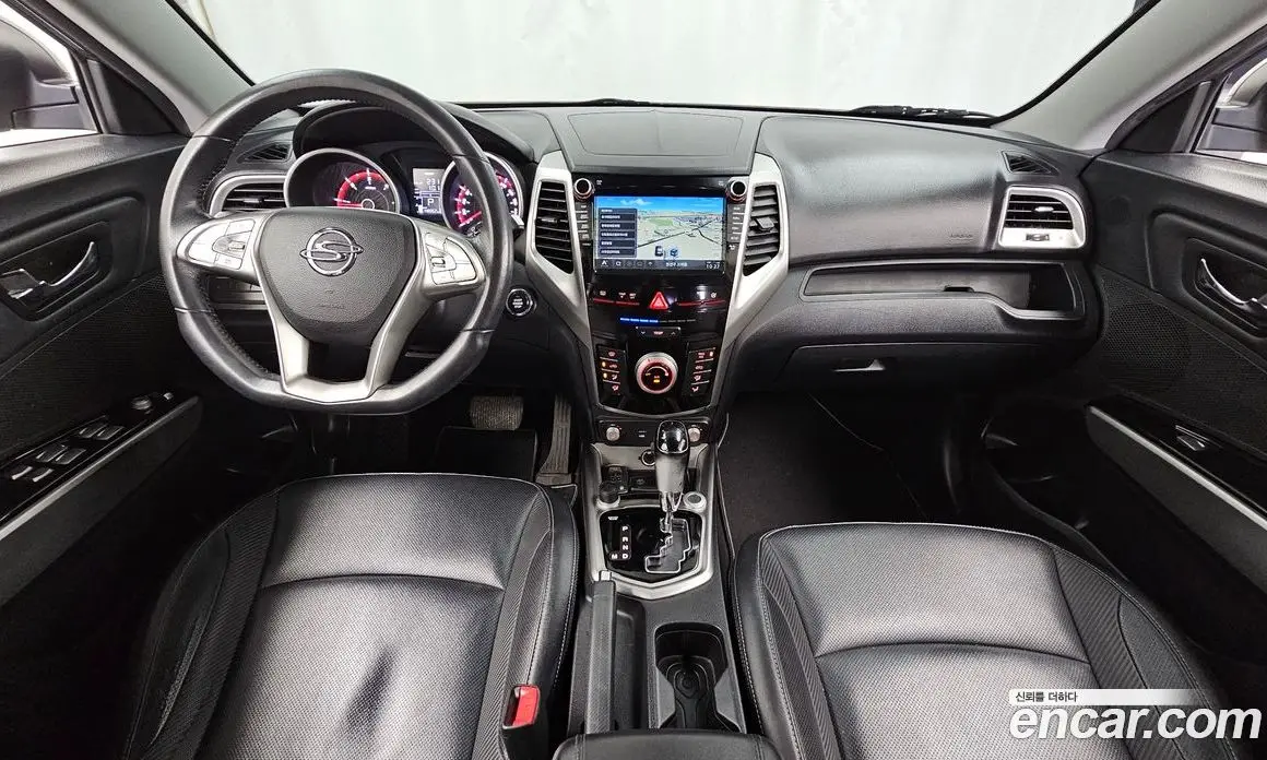 SsangYong TIBOLI 2015 1.6 автомат (гидро), фото 7 SsangYong TIBOLI 2015 1.6 автомат (гидро), фото 7