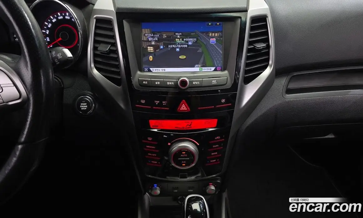 SsangYong TIBOLI 2015 1.6 автомат (гидро), фото 15 SsangYong TIBOLI 2015 1.6 автомат (гидро), фото 15