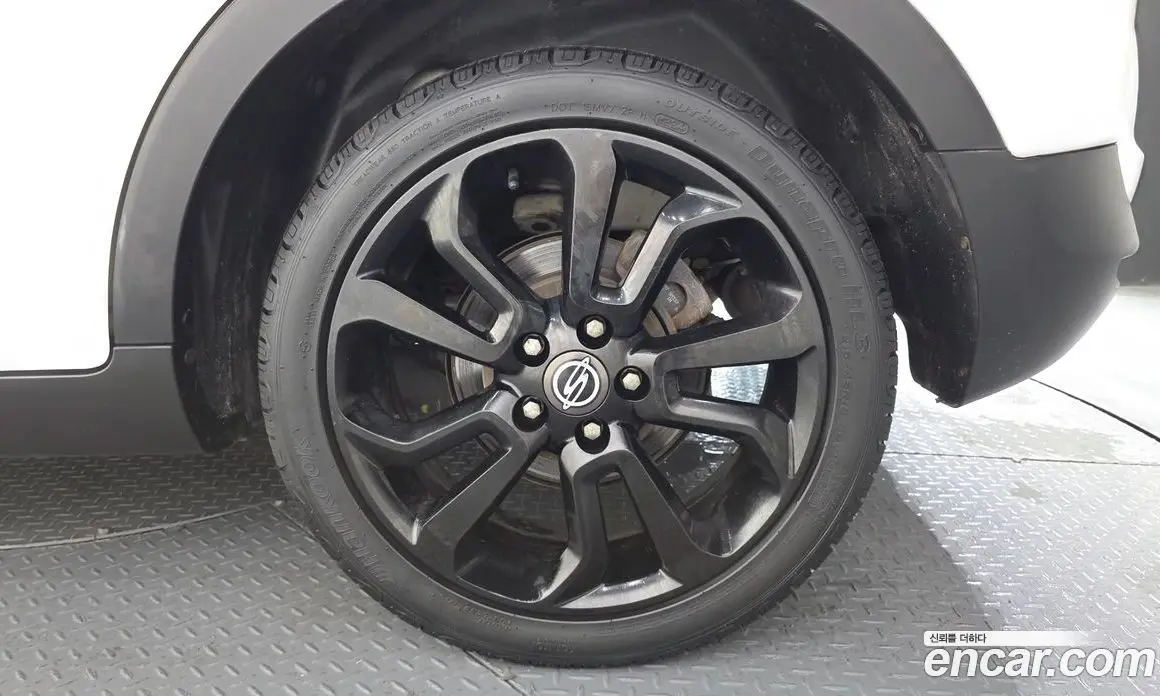 SsangYong TIBOLI 2015 1.6 автомат (гидро), фото 5 SsangYong TIBOLI 2015 1.6 автомат (гидро), фото 5
